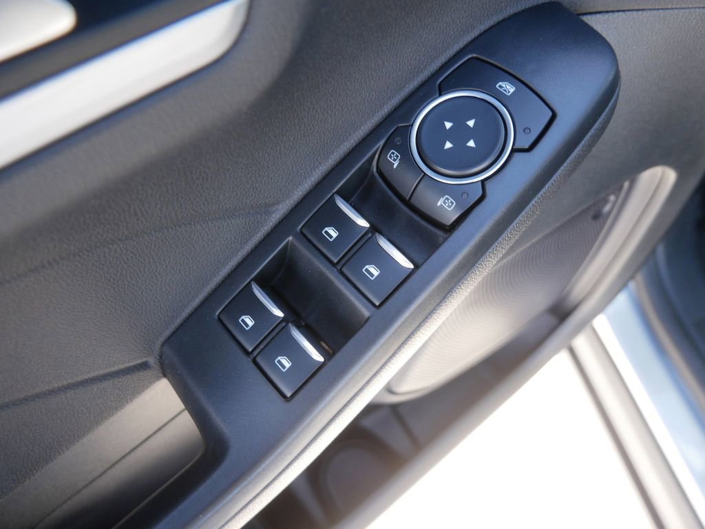 Certified 2024 Ford Escape Platinum image 13