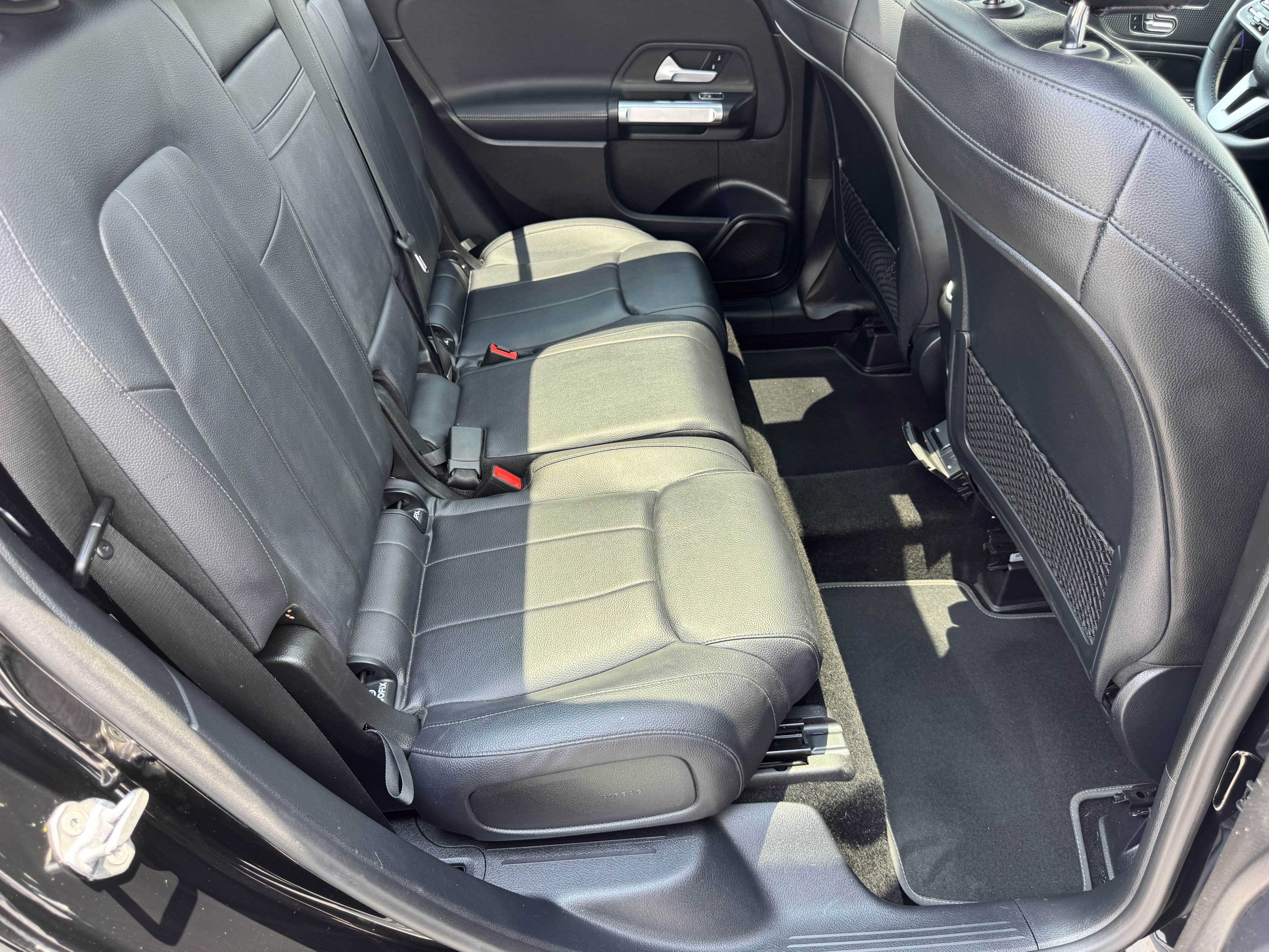 Used 2020 Mercedes-Benz GLB 250 4MATIC image 19