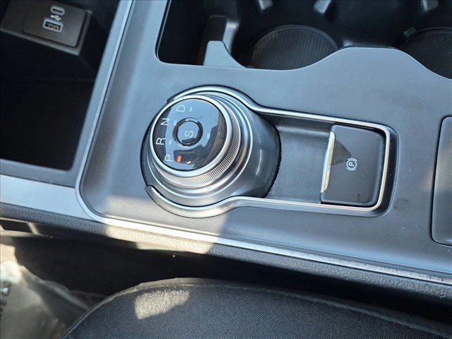 Certified 2021 Ford Edge SE FWD image 12