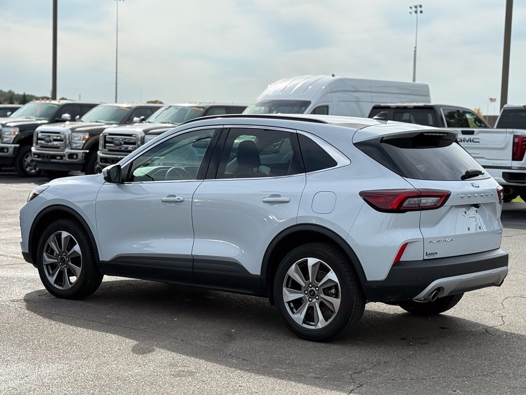 Certified 2025 Ford Escape Platinum AWD/4WD image 83
