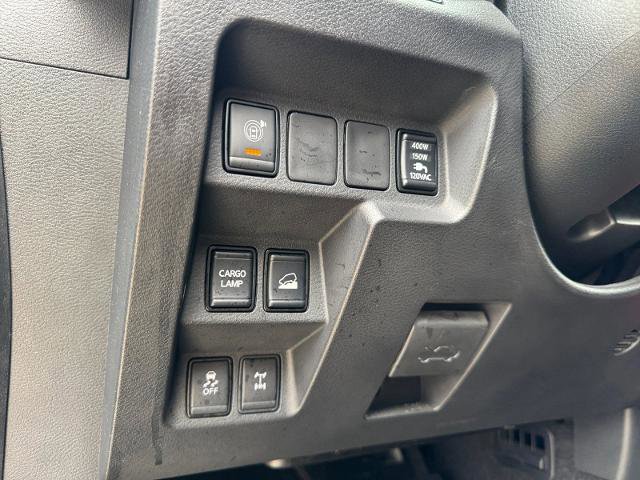 Used 2023 Nissan Frontier PRO-4X w/ Pro-4X Premium Package image 22