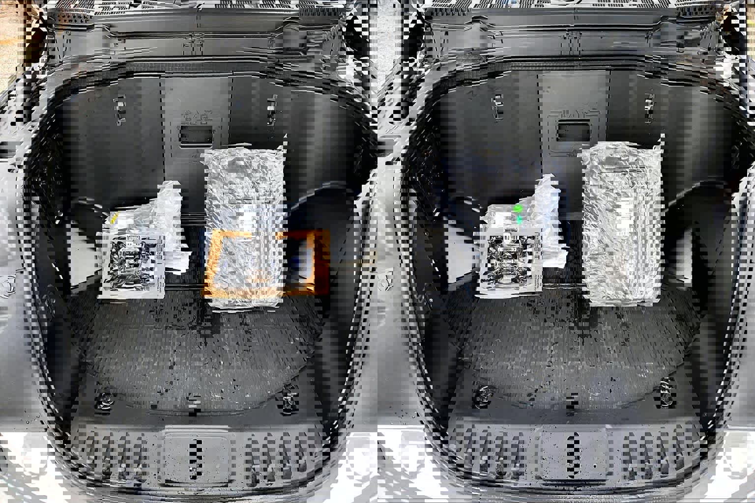 Certified 2022 Ford F150 Lightning XLT w/ Max Trailer Tow Package image 33