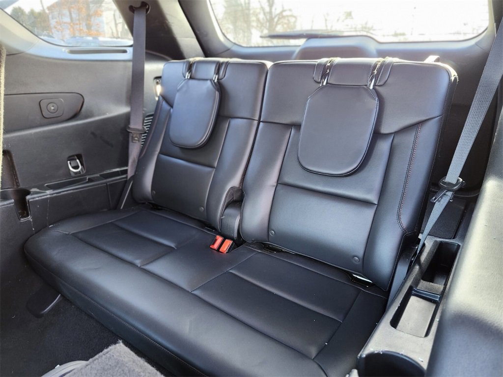 Certified 2025 Ford Explorer ST-Line image 17