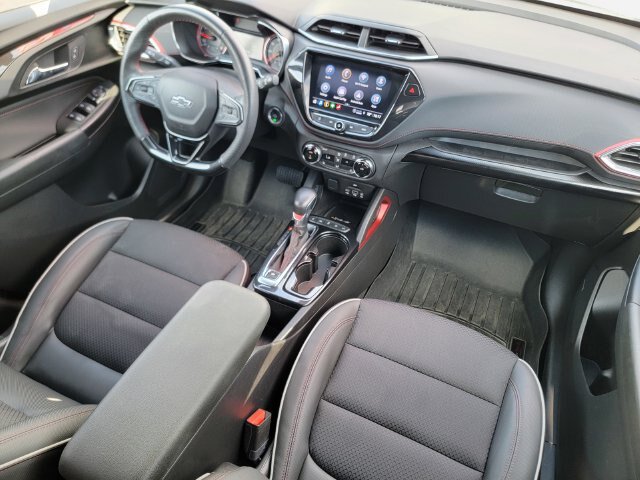 Used 2022 Chevrolet TrailBlazer RS w/ Sun and Liftgate Package AWD/4WD image 38