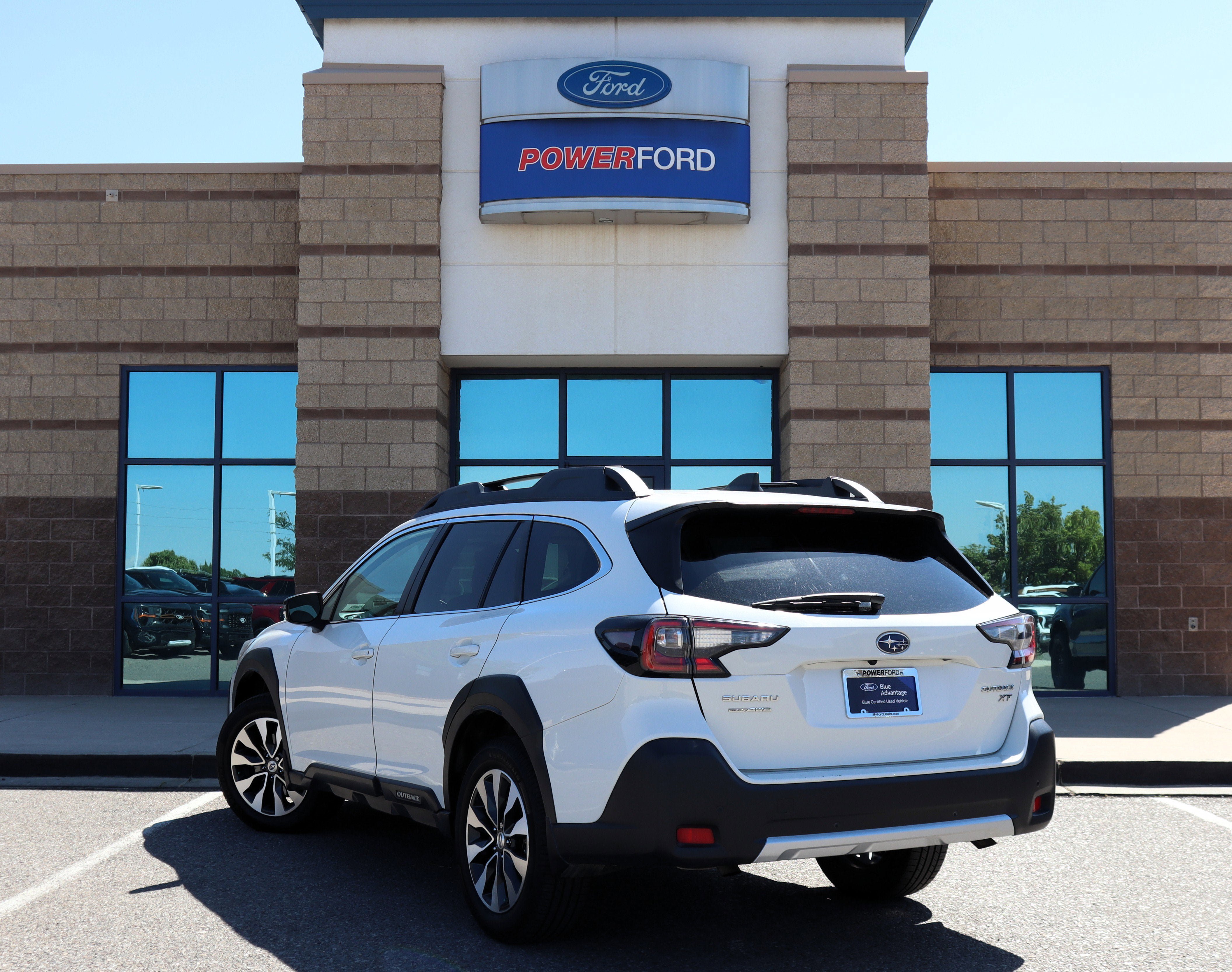 Used 2023 Subaru Outback Limited XT AWD/4WD image 8