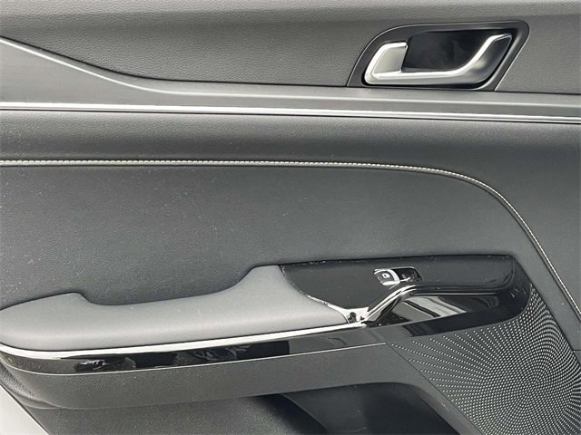 Used 2025 Kia K5 GT-Line image 9