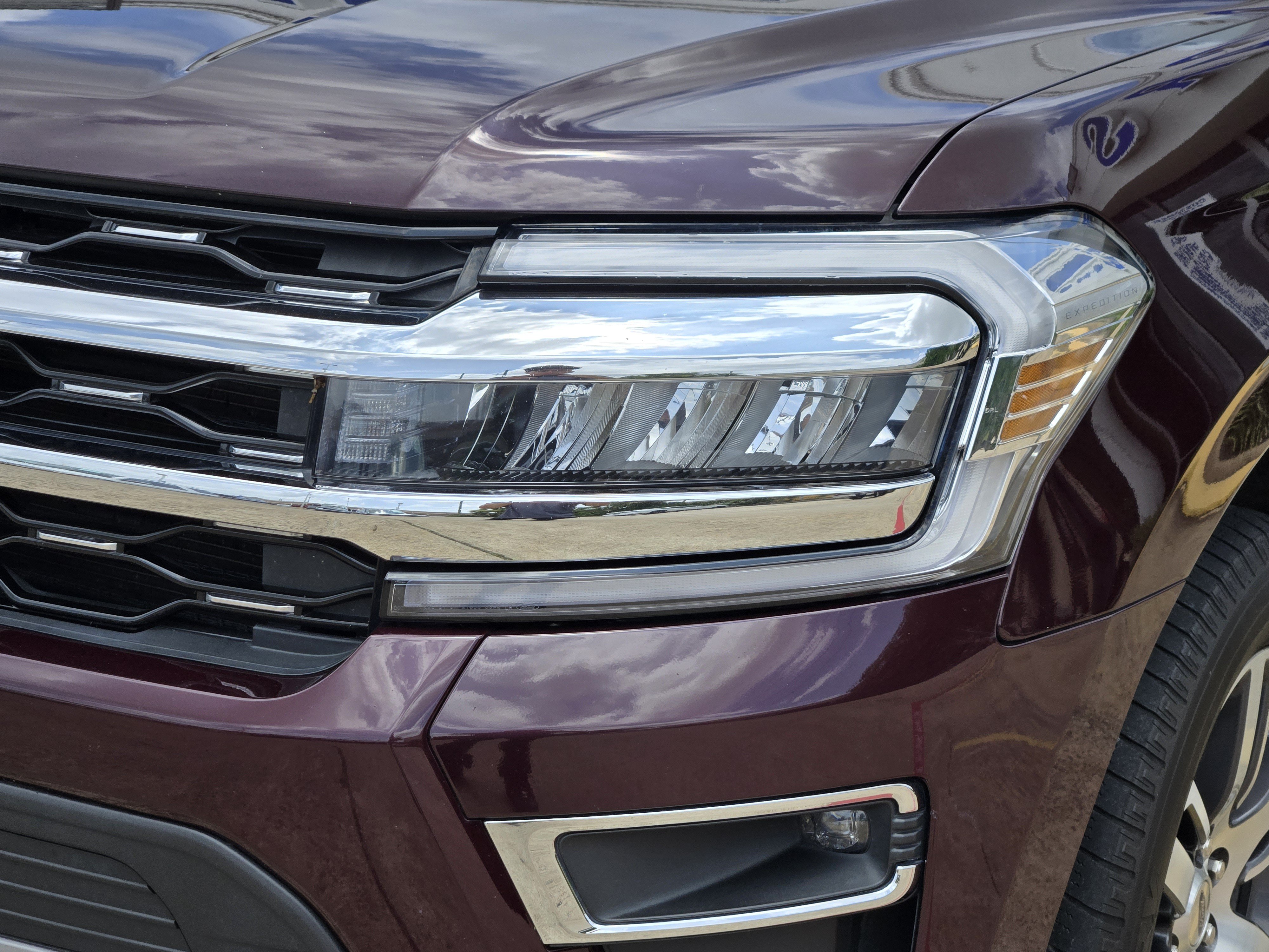 Certified 2024 Ford Expedition Limited RWD image 6