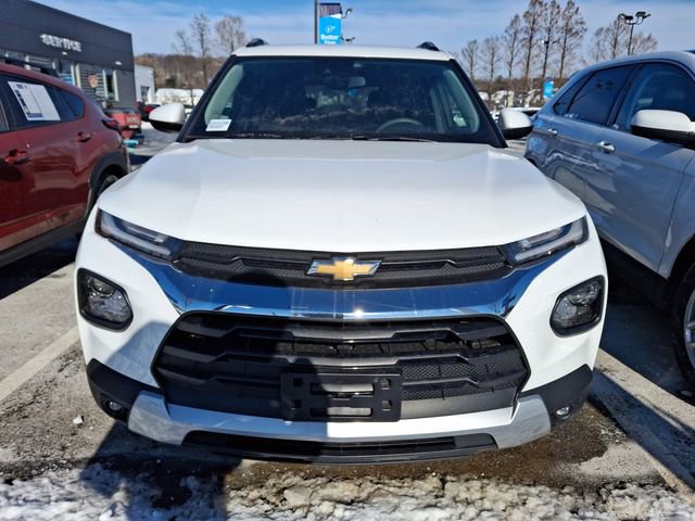 Used 2023 Chevrolet TrailBlazer LT image 2