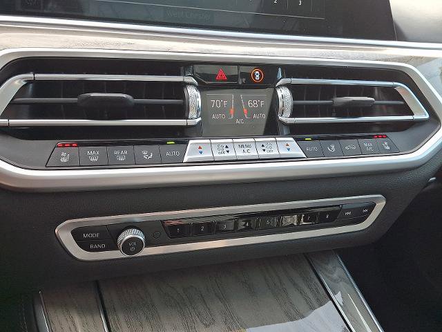 Used 2021 BMW X5 M50i w/ Executive Package image 16