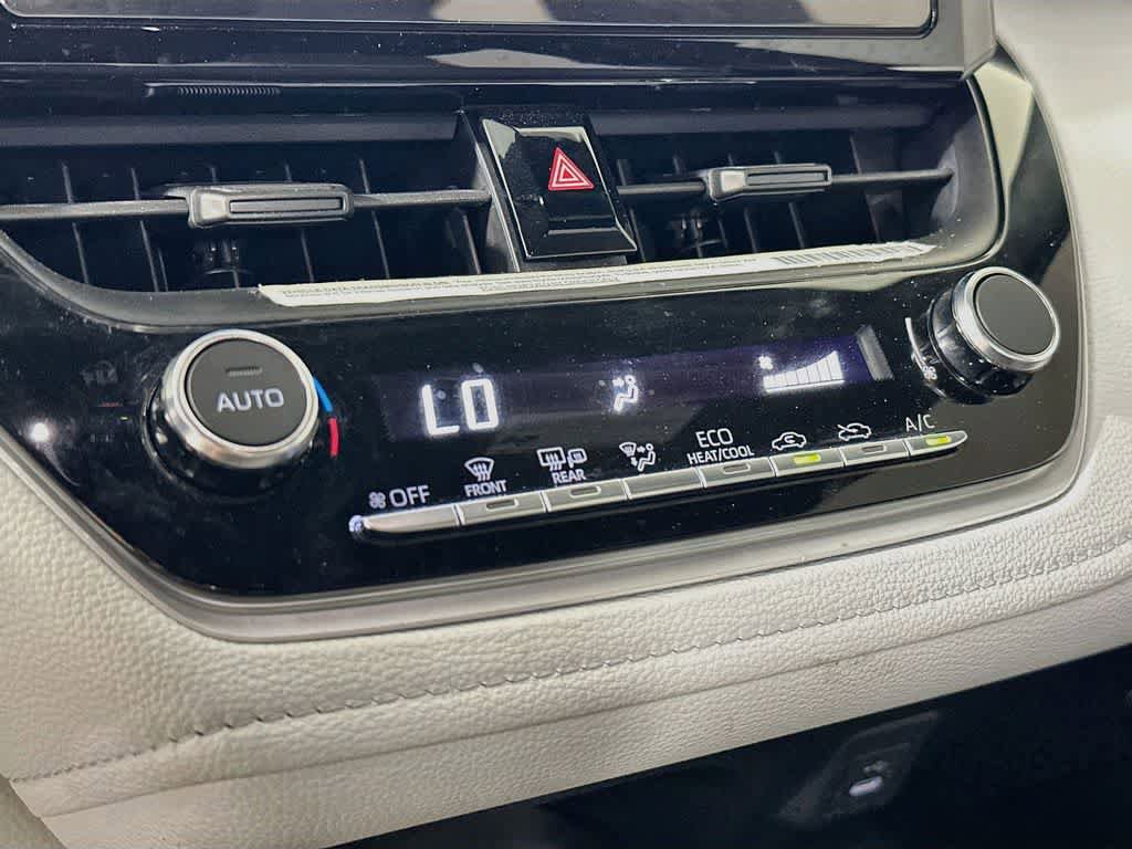 Used 2024 Toyota Corolla SE FWD image 17