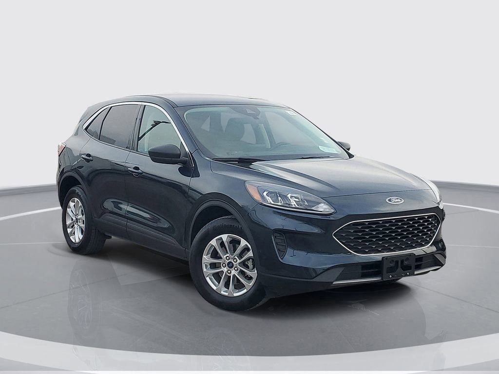 Certified 2022 Ford Escape SE w/ Convenience Package