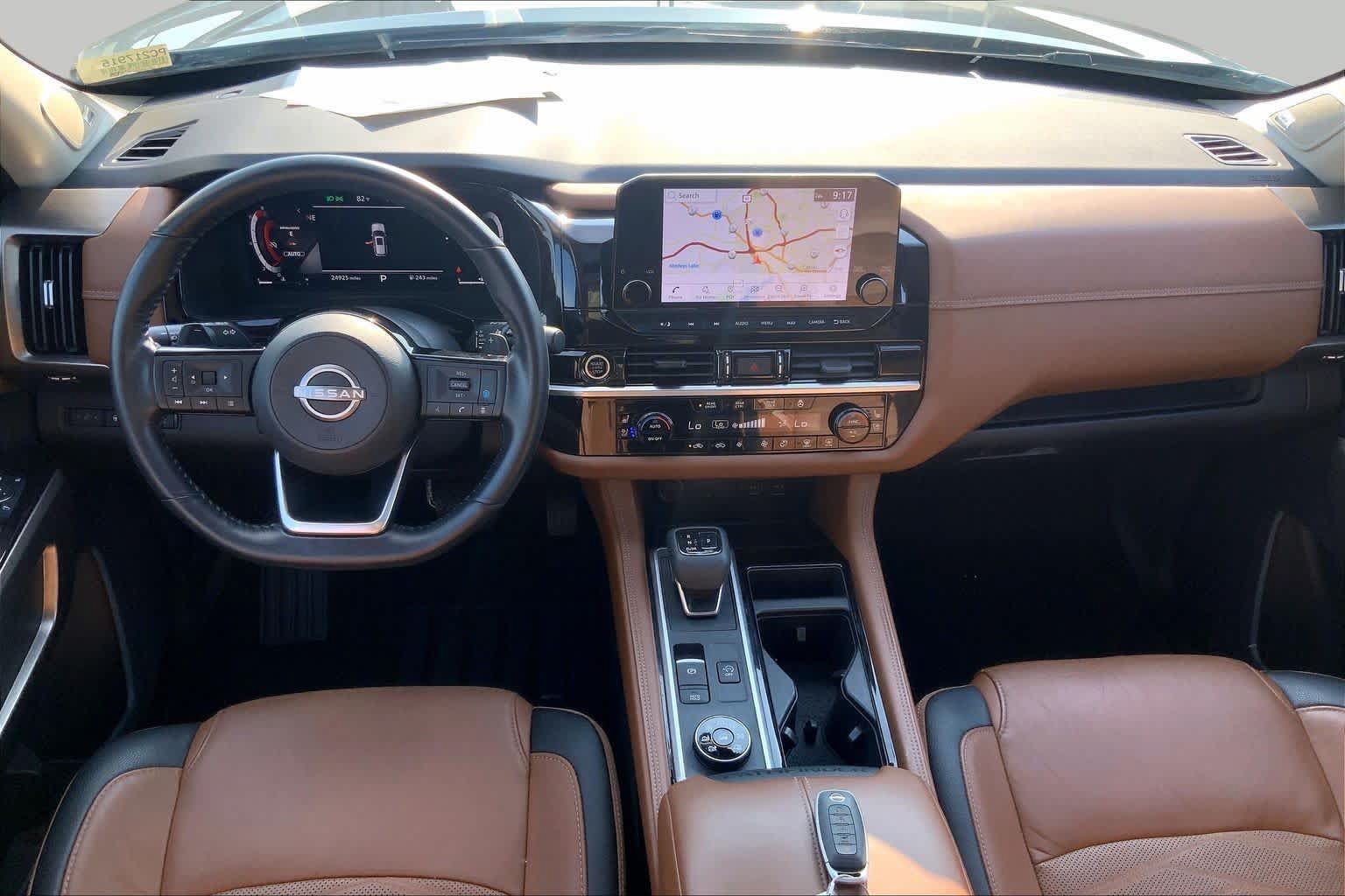 Used 2023 Nissan Pathfinder Platinum AWD/4WD image 15