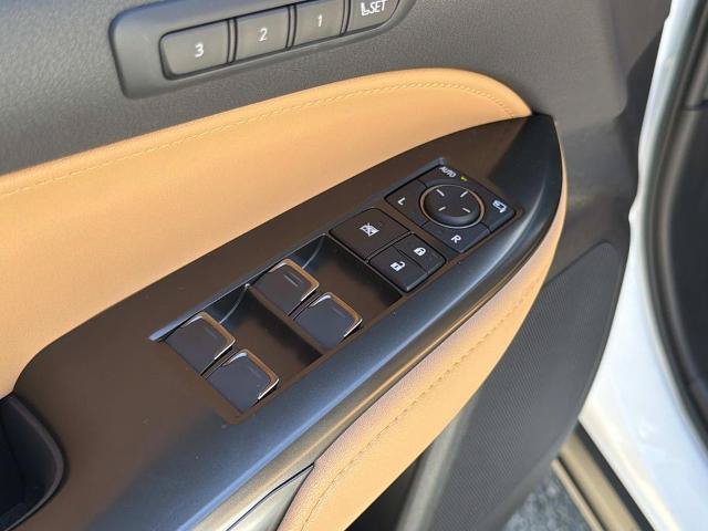 Used 2026 Lexus NX 450h+ AWD w/ Luxury Package image 16