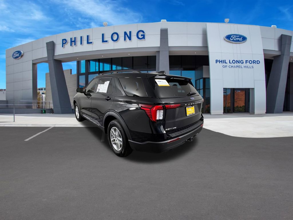 Certified 2025 Ford Explorer Active AWD/4WD image 3