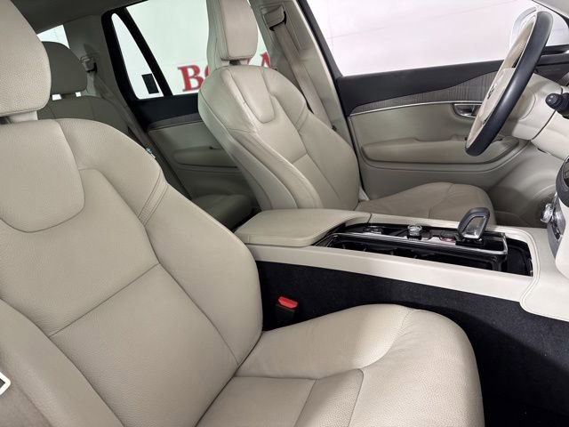 Used 2023 Volvo XC90 B6 Plus w/ Protection Package Premier image 16