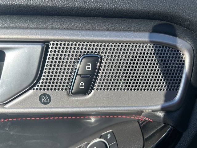 Certified 2024 Ford Explorer ST-Line w/ Class IV Trailer Tow Package image 21