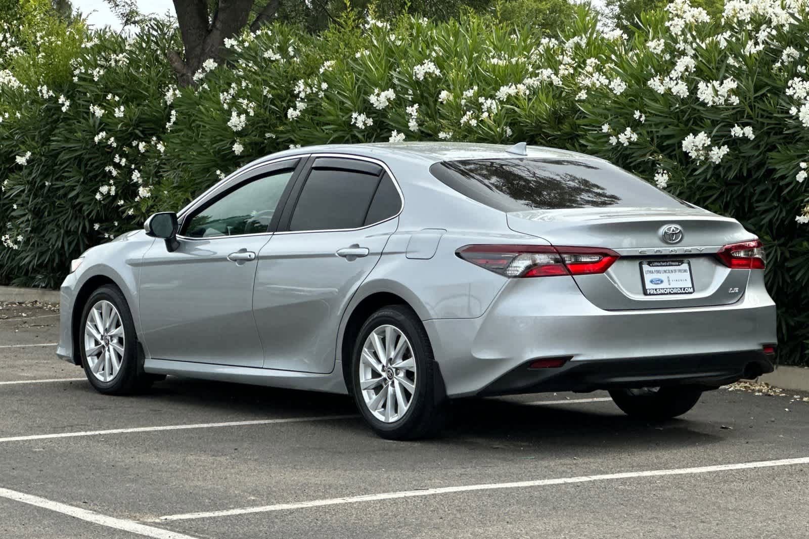 Used 2023 Toyota Camry LE FWD image 6