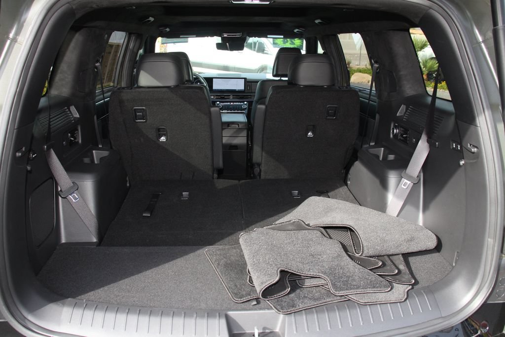 Used 2024 Hyundai Santa Fe Calligraphy AWD/4WD image 24