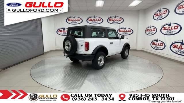 Certified 2022 Ford Bronco 2-Door AWD/4WD image 2