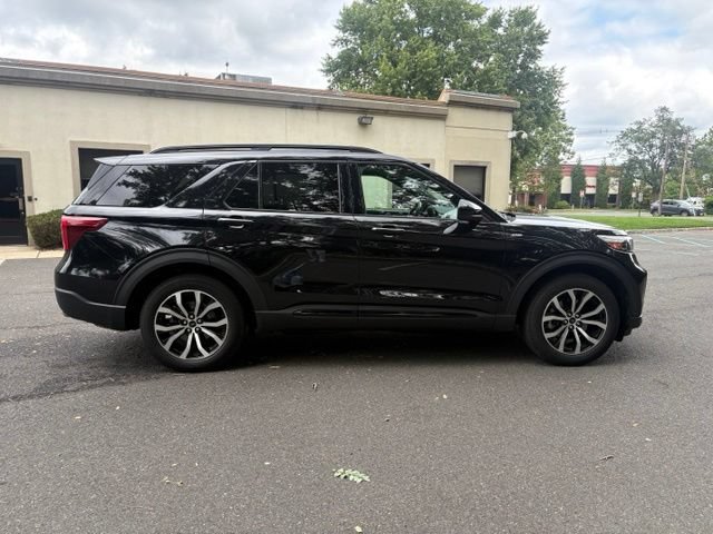 Certified 2023 Ford Explorer ST-Line w/ Class IV Trailer Tow Package AWD/4WD image 8