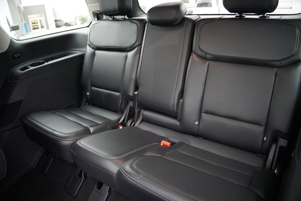 Certified 2025 Ford Expedition Platinum AWD/4WD image 19