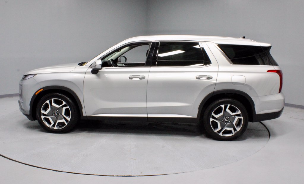 Used 2024 Hyundai Palisade SEL w/ Premium Package AWD/4WD image 8
