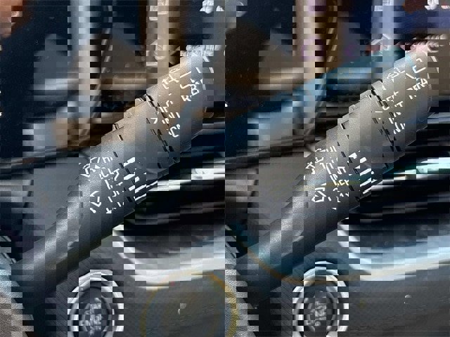 Used 2025 Chevrolet TrailBlazer LT image 31