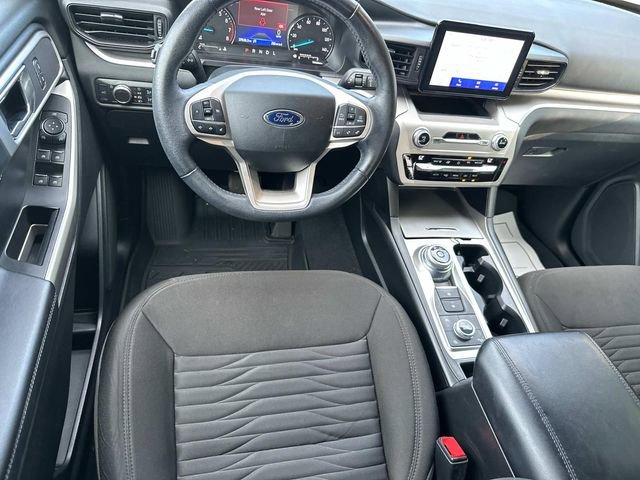 Certified 2021 Ford Explorer XLT image 30