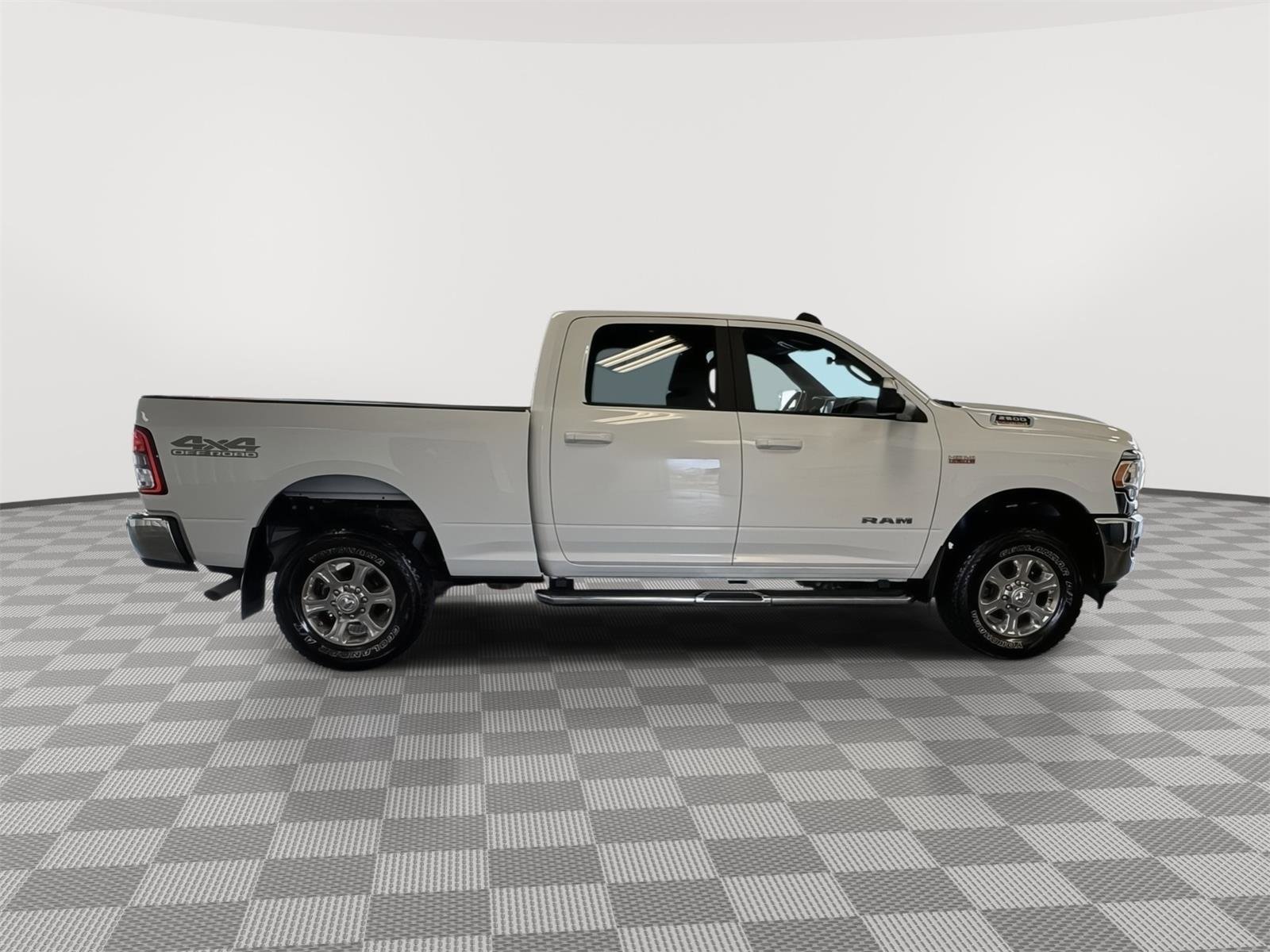 Used 2022 RAM 2500 Big Horn w/ Level A Equipment Group AWD/4WD image 7