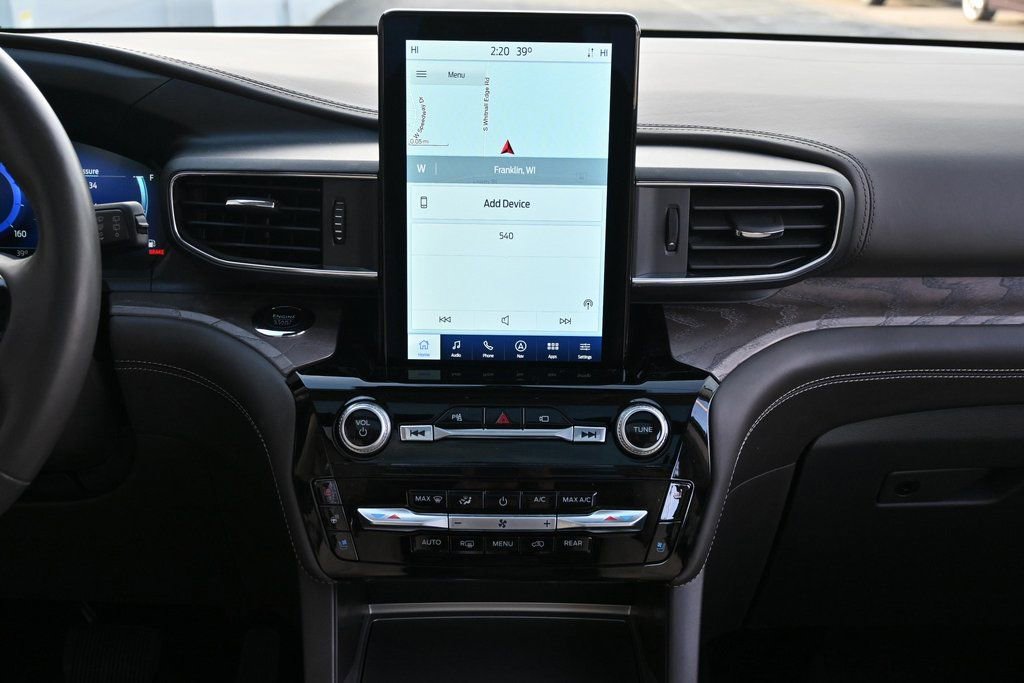 Certified 2022 Ford Explorer Platinum w/ Equipment Group 601A image 34