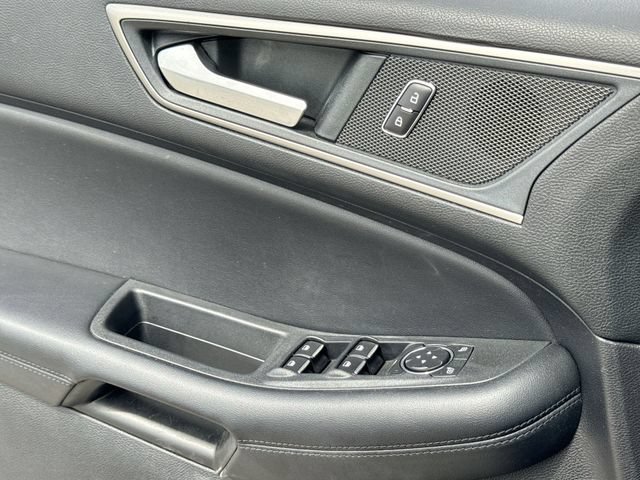 Certified 2022 Ford Edge SEL AWD/4WD image 13