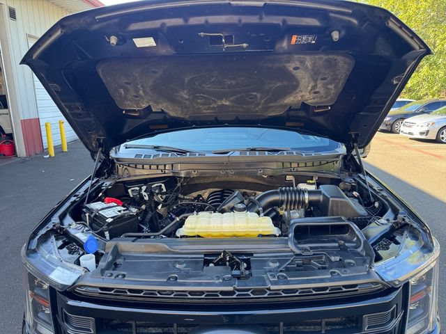 Certified 2023 Ford F150 Platinum w/ FX4 Off-Road Package AWD/4WD image 19