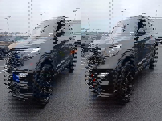 Certified 2020 Ford Explorer ST w/ ST Street Pack image 6