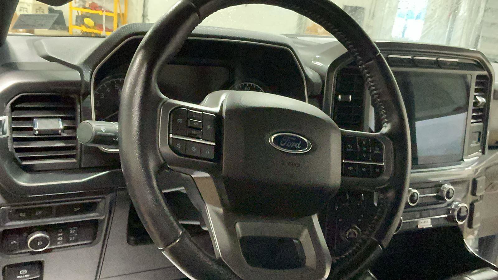 Certified 2022 Ford F150 XLT w/ Equipment Group 302A High image 21