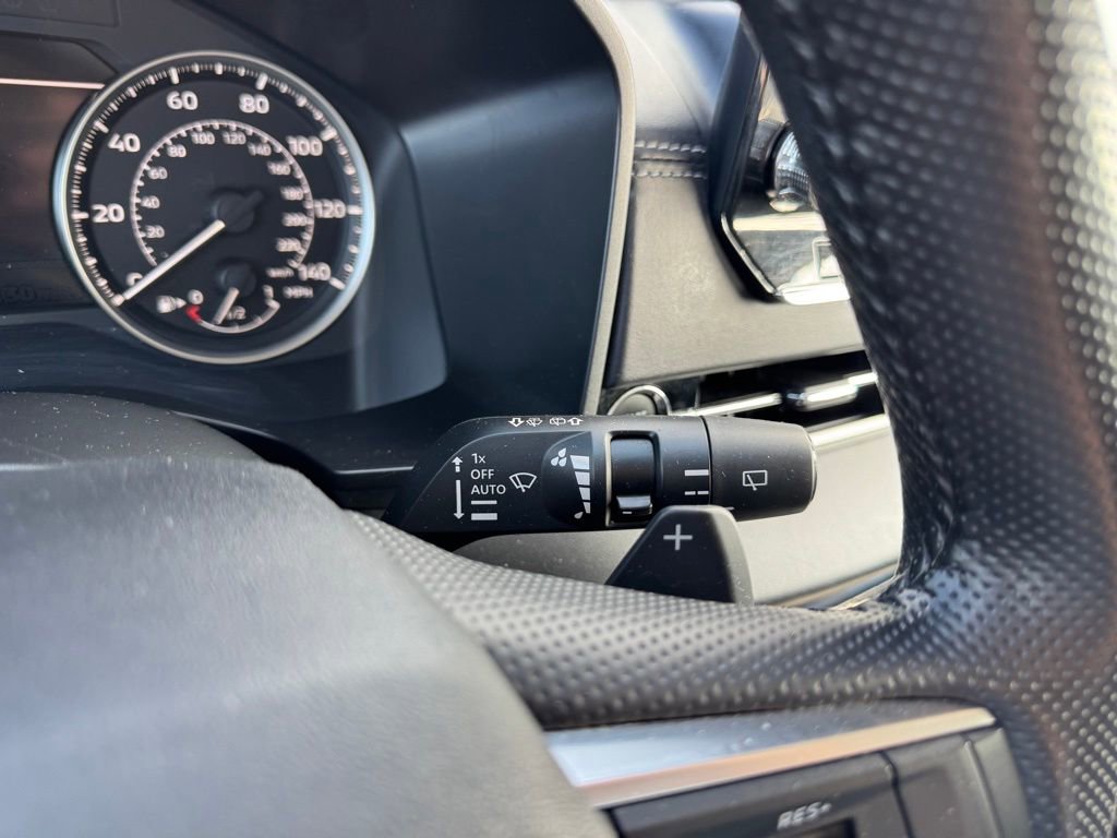 Used 2024 Mitsubishi Outlander SE image 15