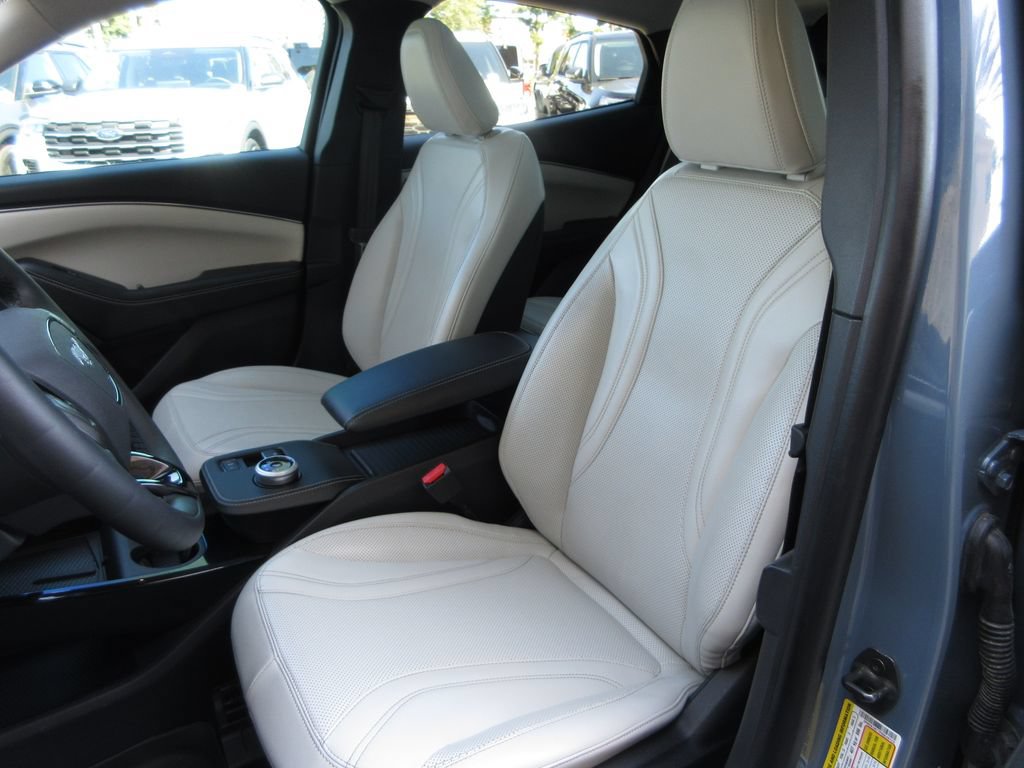 Certified 2023 Ford Mustang Mach-E Premium RWD image 11