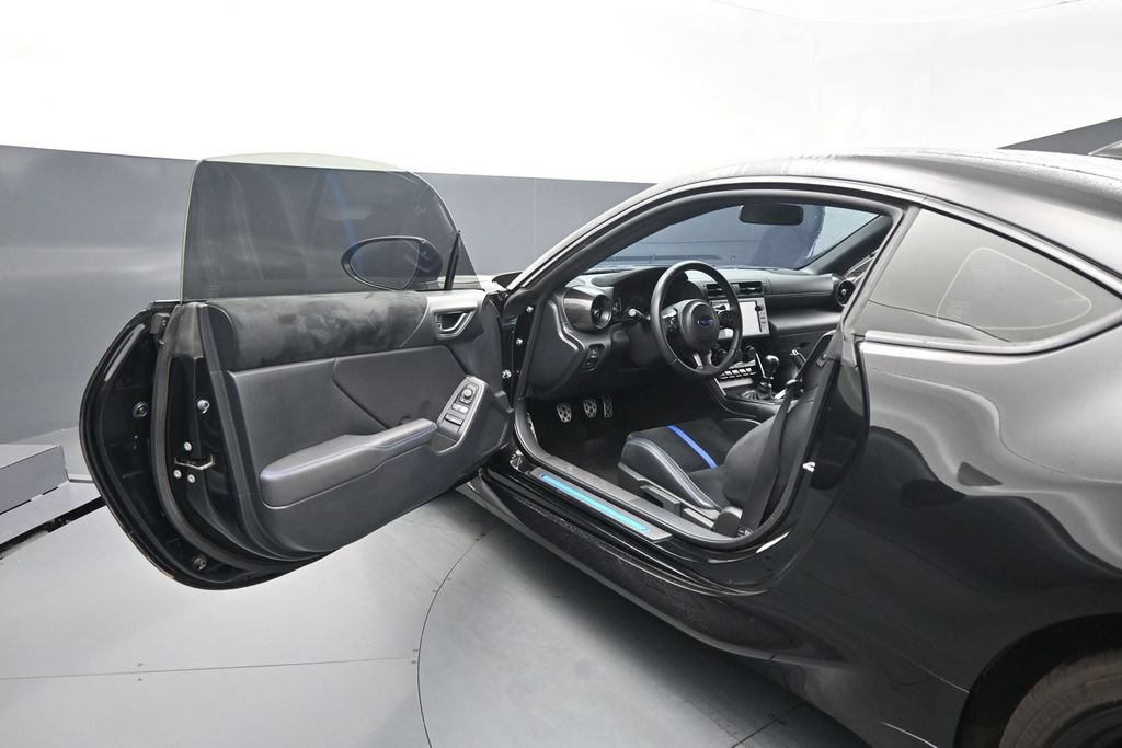 Used 2024 Subaru BRZ tS RWD image 8