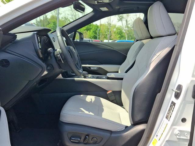 Used 2024 Lexus RX 350 Premium w/ Accessory Package (Z1) AWD/4WD image 17