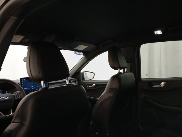 Certified 2023 Ford Escape ST-Line w/ Tech Pack #1 image 22