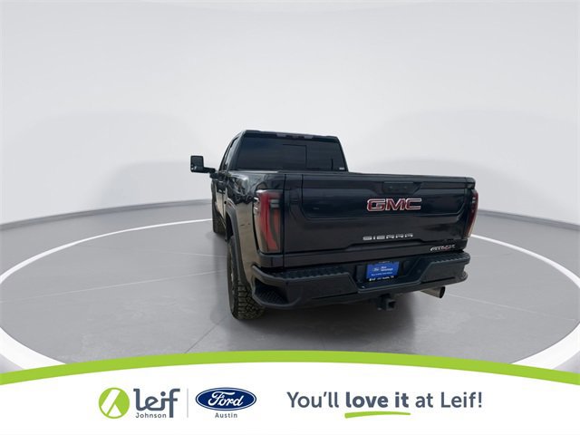 Used 2024 GMC Sierra 2500 AT4X image 9