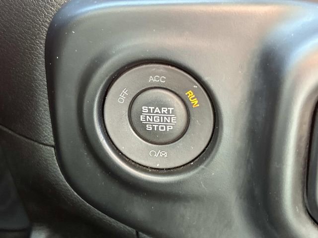 Used 2023 Jeep Gladiator Sport image 34