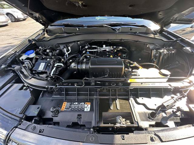 Certified 2023 Ford Explorer XLT w/ Equipment Group 202A AWD/4WD image 7