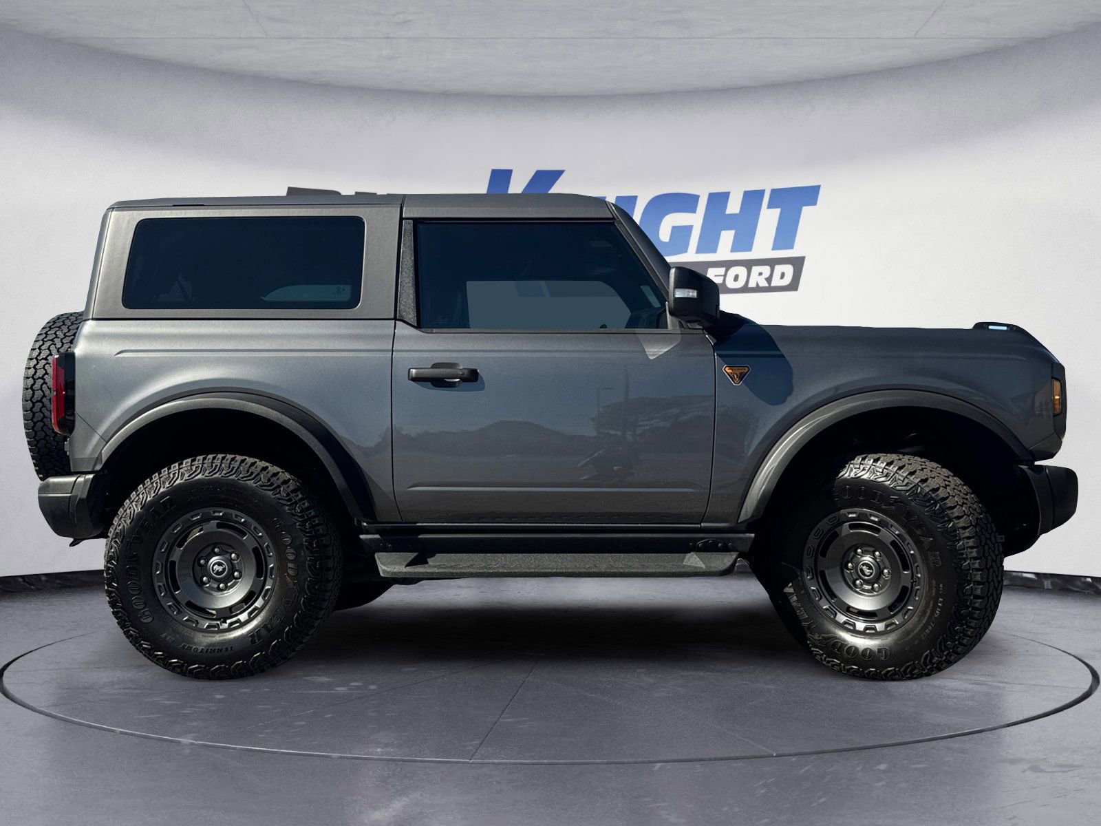 Certified 2025 Ford Bronco Badlands image 6