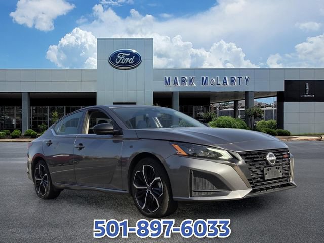 Used 2024 Nissan Altima 2.5 SR FWD image 7