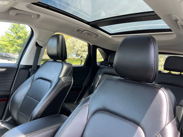 Certified 2022 Ford Escape SEL AWD/4WD image 17