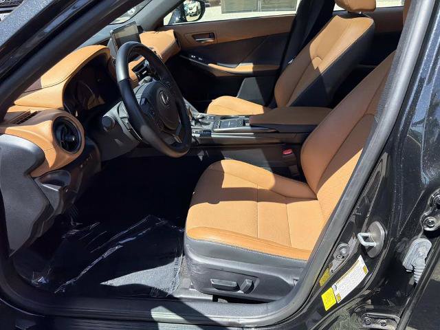 Used 2023 Lexus IS 300 w/ Comfort Package RWD image 15