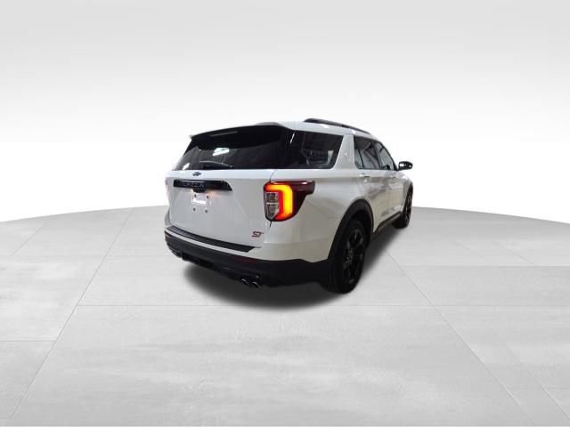 Certified 2022 Ford Explorer ST w/ Equipment Group 401A image 3
