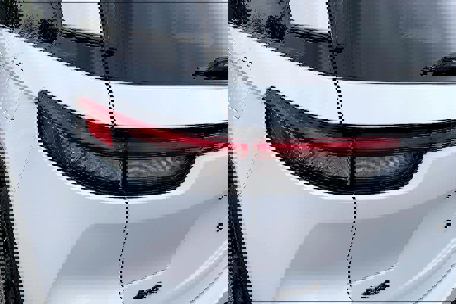 Used 2022 Jeep Grand Cherokee Altitude image 25