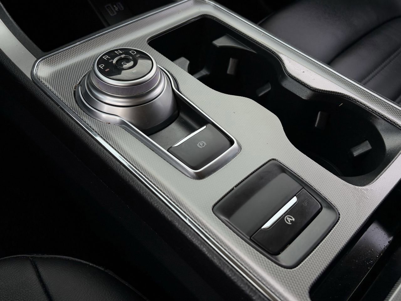 Certified 2021 Ford Edge SEL w/ Convenience Package image 19