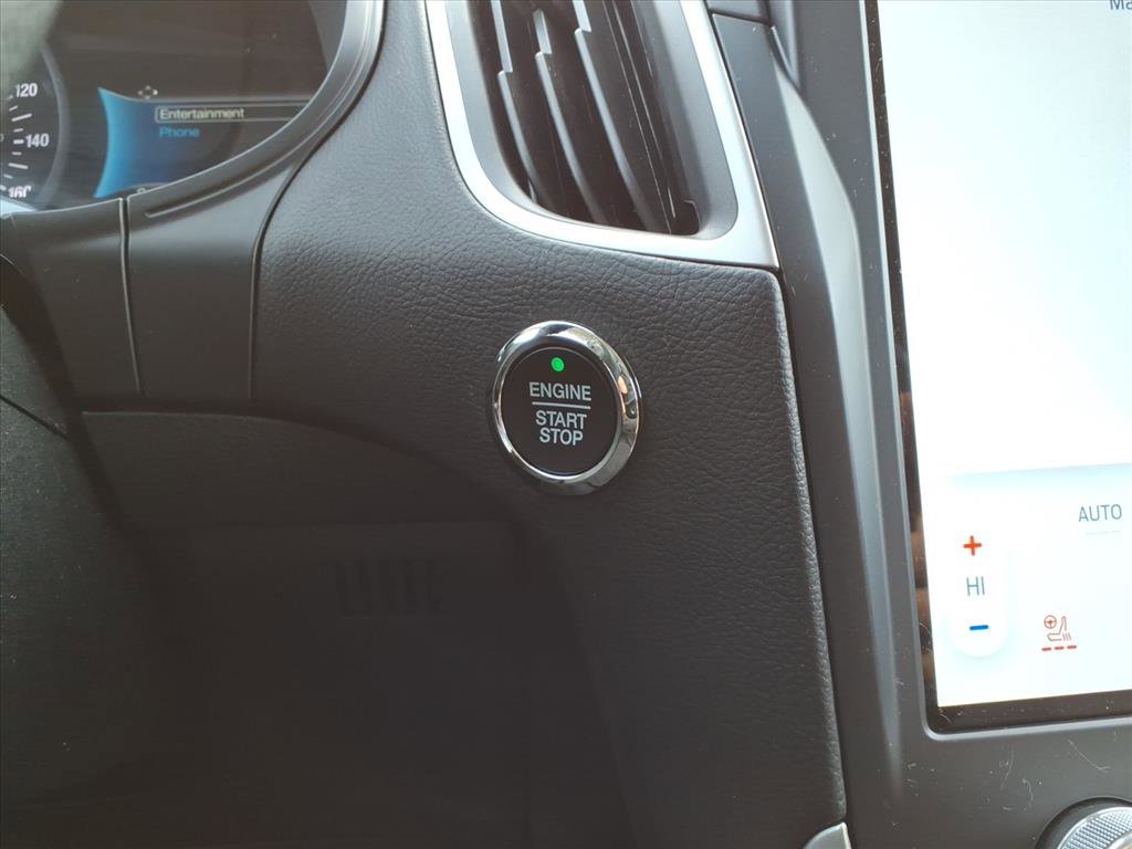 Certified 2022 Ford Edge SEL w/ Convenience Package image 23